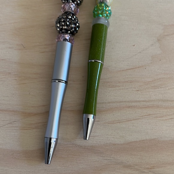 Two handmade bead writing pens 2 / $15 🖊 - Picture 5 of 6